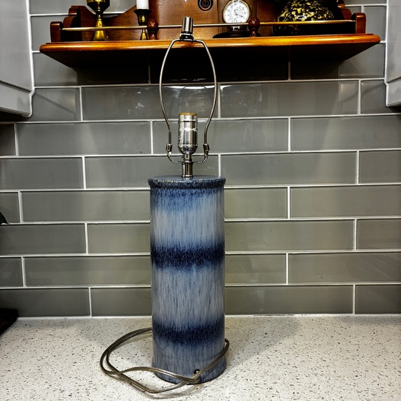 Blue Gradient Table Lamp - Picture 5 of 9